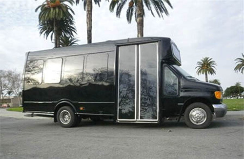 20-passenger-party-bus-black LA Party Bus Rental