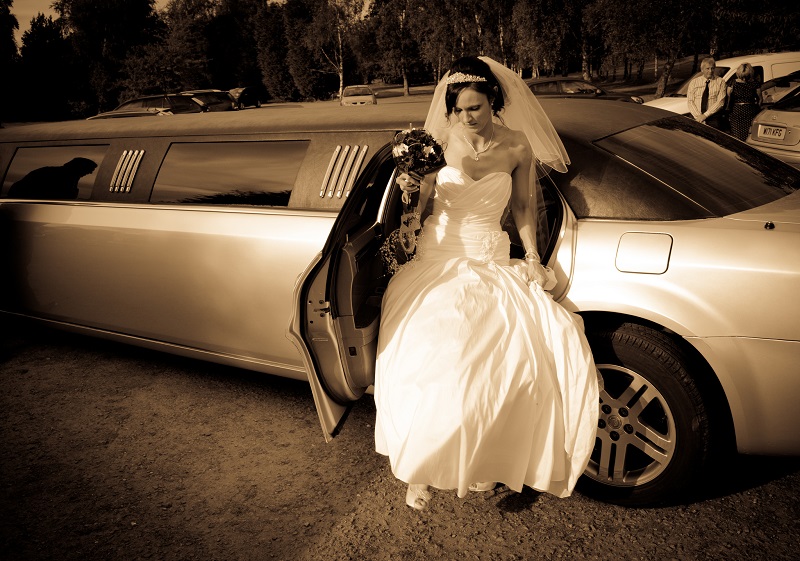 Hire The Best Car For Your Wedding