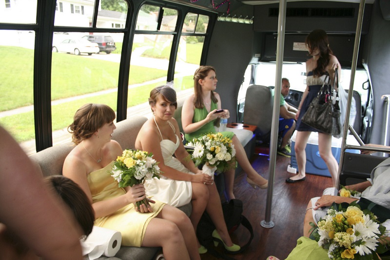 7 Party Ideas To Hold In A Party Bus