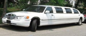 White_Lincoln_Town_Car-Limo_service_company_los_angelesjpg-789x336-300x128 Limo Fleet